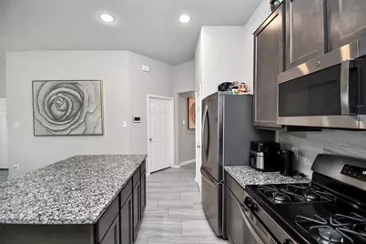 14506 Tundra Swan Drive, Houston, TX 77049 - Photo 9