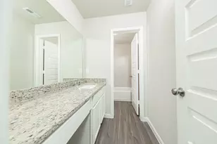 2532 Hawks Eye Dr, Conroe, TX 77301 - Photo 11