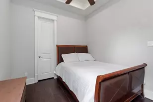 5825 Petty St, Houston, TX 77007 - Photo 27
