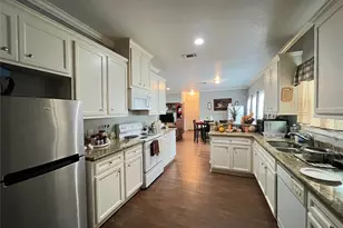 3206 Druid St, Houston, TX 77091 - Photo 9