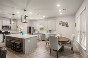 305 Royal Lily Trl, Montgomery, TX 77316 - Photo 17