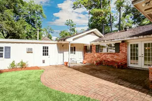 11910 Laurie Ln, Houston, TX 77024 - Photo 25