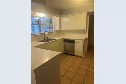 11910 Laurie Lane, Houston, TX 77024 - Photo 17