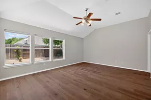 2906 Grand Shore Ct, League City, TX 77573 - Photo 23