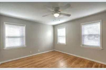 9802 Pine Lake Drive Drive, Houston, TX 77055 - Photo 17