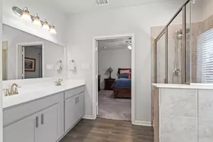 320 Red Maple Ln, Conroe, TX 77304 - Photo 15