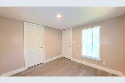 6410 Carver Road, Houston, TX 77091 - Photo 3