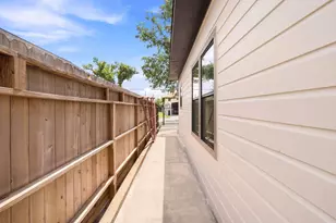 2602 Atlantic St, Houston, TX 77009 - Photo 25