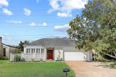 15 Bendwood Drive, Sugar Land, TX 77478 - Photo 1