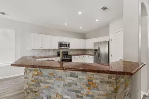 2322 Meadow Briar Dr, Sugar Land, TX 77498 - Photo 11