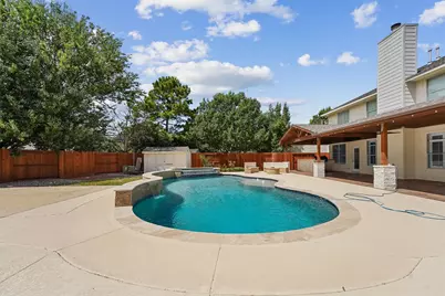 2322 Meadow Briar Drive, Sugar Land, TX 77498 - Photo 5
