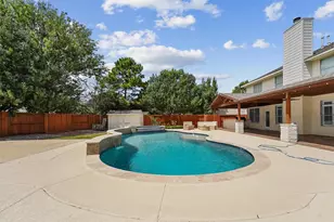 2322 Meadow Briar Dr, Sugar Land, TX 77498 - Photo 5