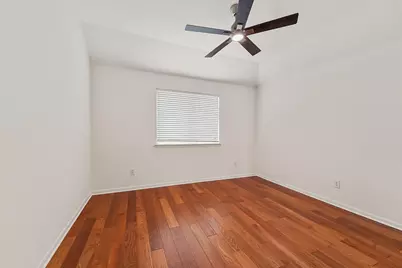 2322 Meadow Briar Drive, Sugar Land, TX 77498 - Photo 25