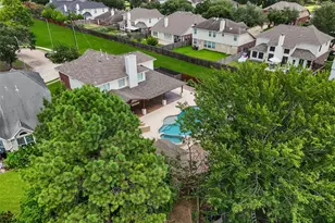 2322 Meadow Briar Dr, Sugar Land, TX 77498 - Photo 31