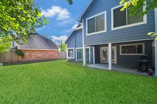 1643 Beaconshire Rd, Houston, TX 77077 - Photo 37