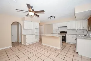 1643 Beaconshire Rd, Houston, TX 77077 - Photo 13