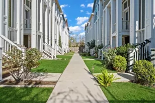 617 W 24th St, Houston, TX 77008 - Photo 3