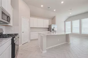1335 Austin Colony Dr, Angleton, TX 77515 - Photo 13