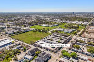 6309 Mapleridge St, Houston, TX 77081 - Photo 27