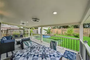 14203 Almond Bay Ln, Houston, TX 77083 - Photo 37