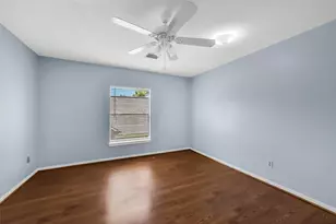 14203 Almond Bay Ln, Houston, TX 77083 - Photo 33