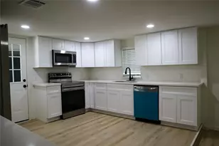 621 North St, Crosby, TX 77532 - Photo 9