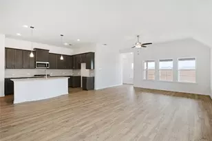 834 Sweet Willow Ln, Rosharon, TX 77583 - Photo 3