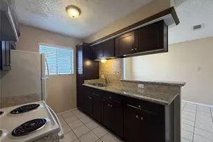 1410 Blalock Rd, Houston, TX 77055 - Photo 5