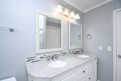3330 S Sutton Square, Stafford, TX 77477 - Photo 37