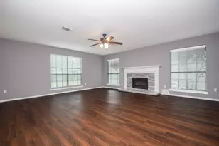 3330 S Sutton Square, Stafford, TX 77477 - Photo 9