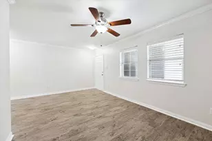 427 W 16th St, Houston, TX 77008 - Photo 3