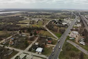 124 12th St, Somerville, TX 77879 - Photo 35