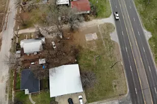 124 12th St, Somerville, TX 77879 - Photo 31