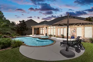 35 Avalon Oaks Ct, Shenandoah, TX 77381 - Photo 5