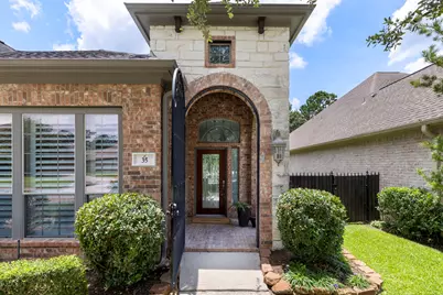 35 Avalon Oaks Court, Shenandoah, TX 77381 - Photo 7