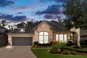 35 Avalon Oaks Ct, Shenandoah, TX 77381 - Photo 3