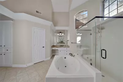 5814 Woodland Creek Drive, Kingwood, TX 77345 - Photo 31