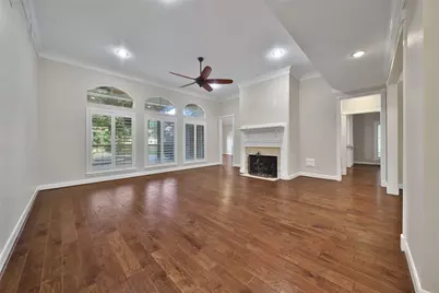 5814 Woodland Creek Drive, Kingwood, TX 77345 - Photo 5