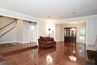 2918 Deer Creek Drive, Sugar Land, TX 77478 - Photo 9