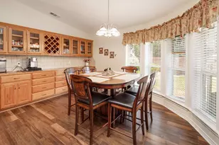 1320 Wilshire Ct, College Station, TX 77845 - Photo 11