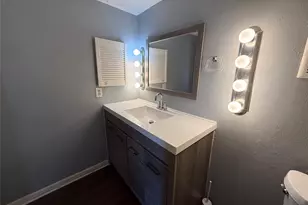 8433 Hearth Dr, Houston, TX 77054 - Photo 9