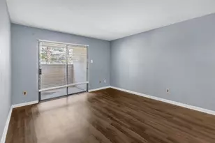 8433 Hearth Dr, Houston, TX 77054 - Photo 19