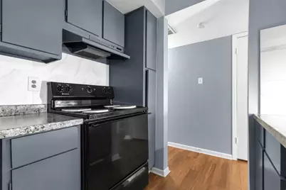 8433 Hearth Drive #35, Houston, TX 77054 - Photo 9