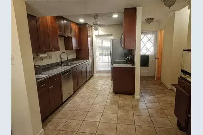 12739 Huntingwick Drive #151, Houston, TX 77024 - Photo 11