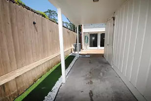 12739 Huntingwick Dr, Houston, TX 77024 - Photo 29