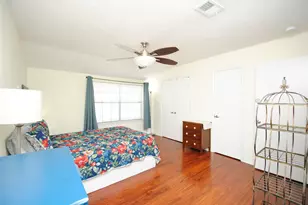 12739 Huntingwick Dr, Houston, TX 77024 - Photo 21