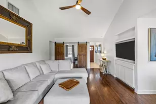 2512 Azalea Ct, Galveston, TX 77551 - Photo 5