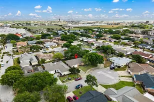 2512 Azalea Ct, Galveston, TX 77551 - Photo 29