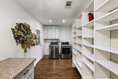 2512 Azalea Court, Galveston, TX 77551 - Photo 25