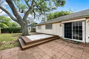 2512 Azalea Ct, Galveston, TX 77551 - Photo 27